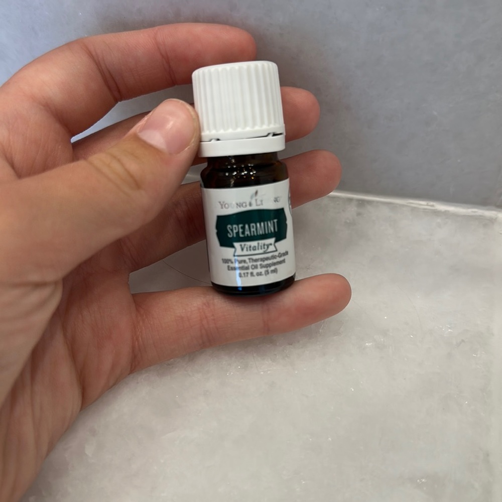 Brand New Young Living Spearmint 0.17 fl oz